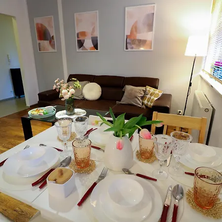 Apartament Dzialkowa Przy Parku Apartment *